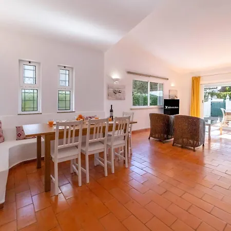 Uno By Hellovacations Villa