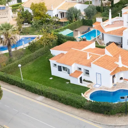 Uno By Hellovacations Villa