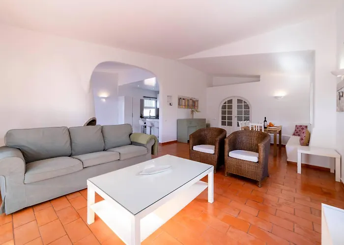 Willa Uno By Hellovacations *